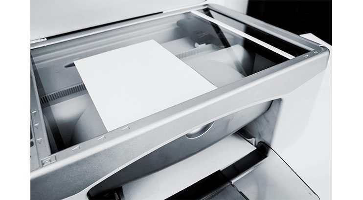 skanner som skannar ett a4 papper